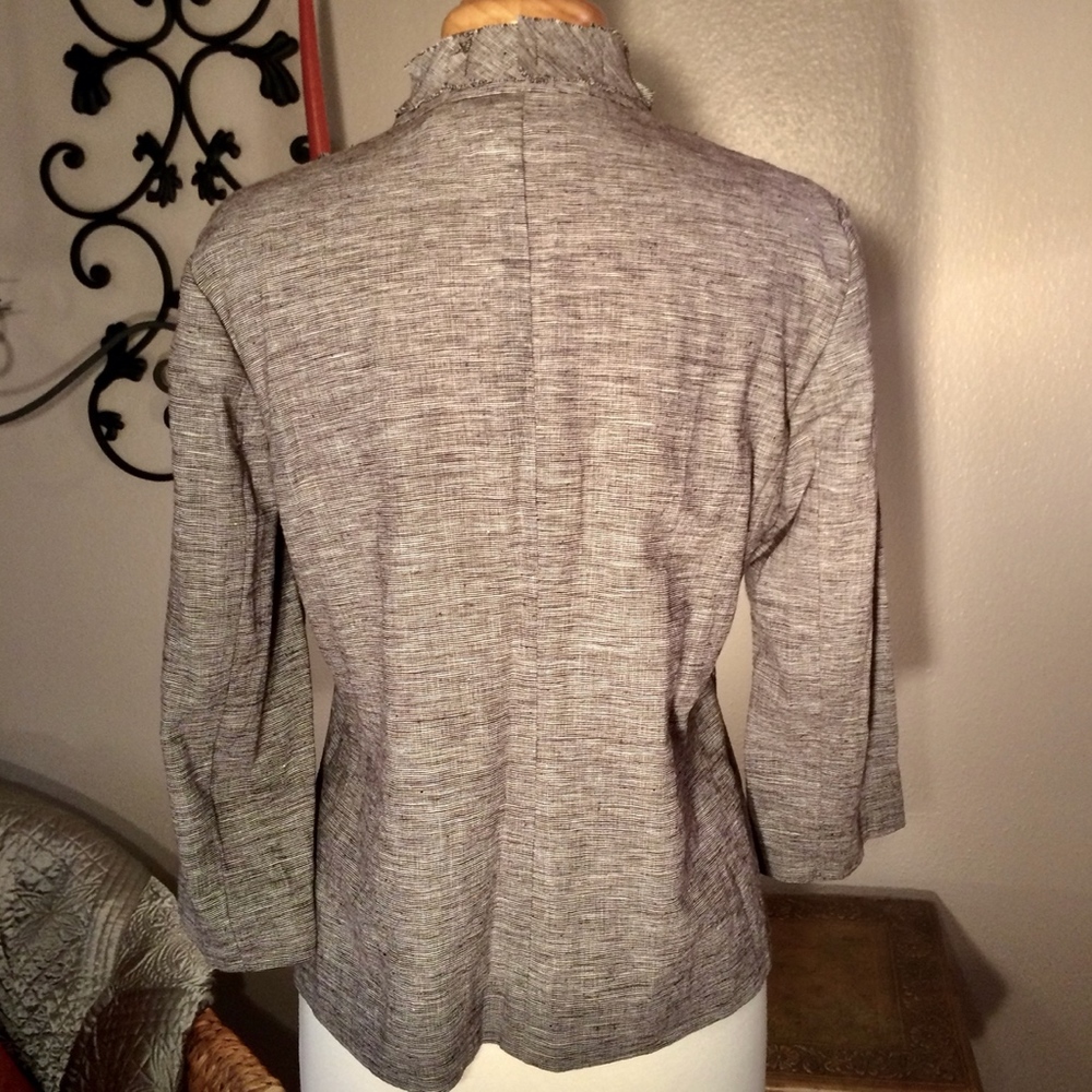 Chico's Pleated Linen Jacket - Picture 4 of 8